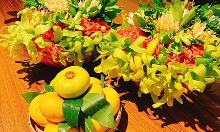 Văn khấn mùng 1 tháng 10 năm 2024 chuẩn nhất, chi tiết nhất