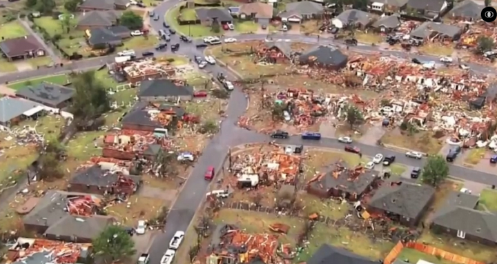 Clip: Cảnh tan hoang, đổ nát ở bang Oklahoma (Mỹ) sau 