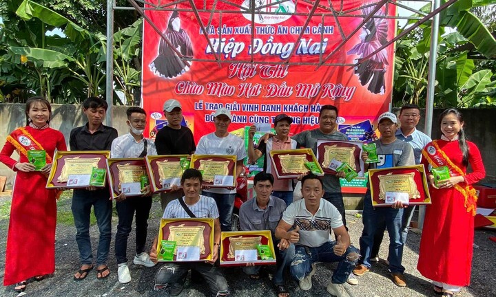 Hiệp Đồng Nai: Người đàn ông cần mẫn tìm ra công thức cám nuôi chim độc đáo