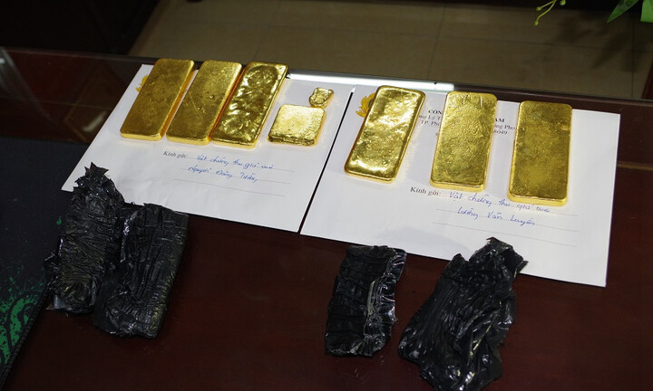 Vụ buôn lậu hơn 6kg vàng từ Campuchia về Việt Nam: Hai chú cháu khai gì?