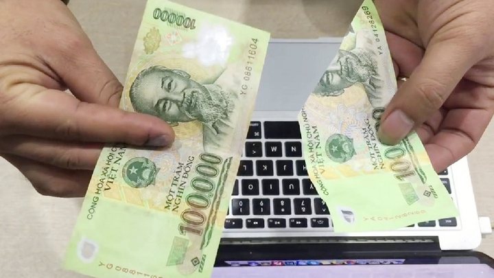 Tiền bị rách mất số seri có được đổi không?