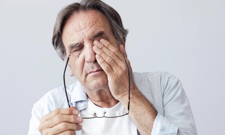 5 biến chứng nặng nề ở mắt do tăng huyết áp và giải pháp phòng ngừa từ Định Áp Vương 