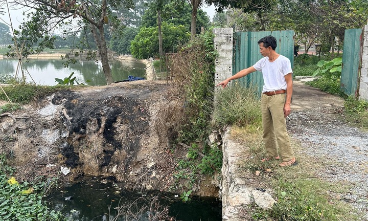 Vụ 4 người trong gia đình tử vong ở Hà Nội: Thương tâm các nạn nhân ôm chặt nhau dưới mương nước