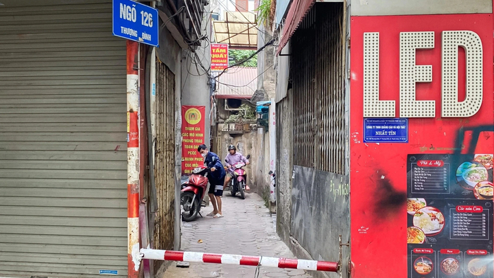 Yêu cầu người dân ở Thượng Đình không lập rào chắn barie tại các ngõ nhỏ