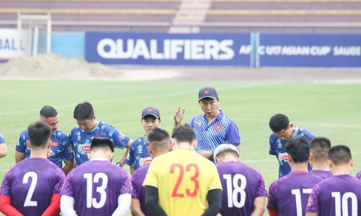 Văn Lâm bị loại, HLV Kim Sang Sik chốt danh sách cầu thủ tham dự ASEAN Cup 2024