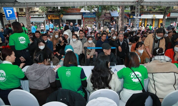 Manulife mang hơn 3.000 suất khám sức khỏe miễn phí đến Hà Nội