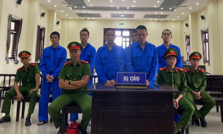 Xét xử kẻ chủ mưu bán ma túy cho khách hát karaoke 