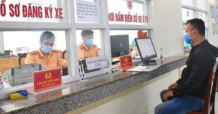 Từ 1/2025, 5 trường hợp phải đổi chứng nhận đăng ký xe và biển số xe, nhất định bạn phải biết