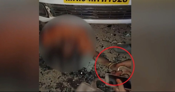 Clip: Lợi dụng tai nạn, tên cướp nhẫn tâm cướp vòng vàng trên tay người tử vong