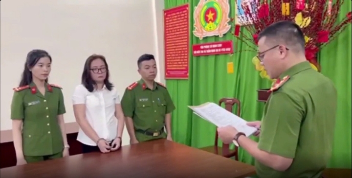 Lật tẩy thủ đoạn lừa đảo hơn 23 tỷ đồng của nữ Phó phòng Kinh doanh