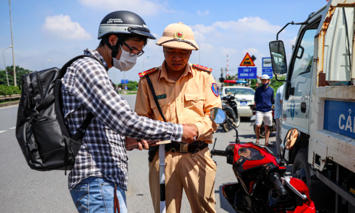 Hà Nội: Tăng cường đảm bảo trật tự  giao thông dịp Tết Nguyên đán