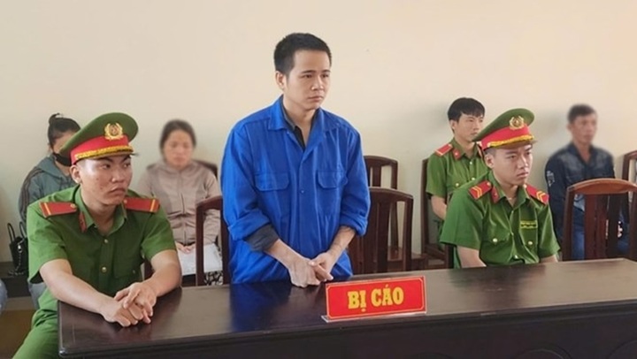 Sát hại vợ 
