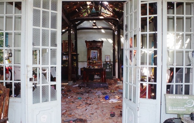 Tây Ninh: Bé trai 12 tuổi tự chế pháo, nổ sập nhà, tay bị thương nặng