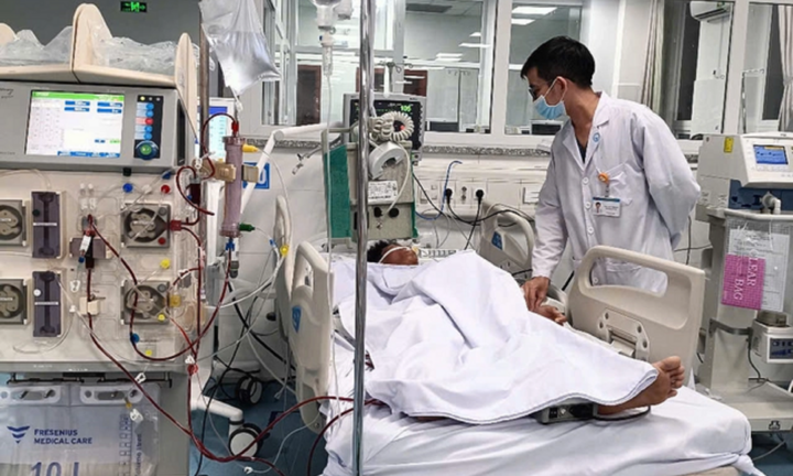 4 người ở Vũng Tàu nhập viện nghi ngộ độc: Xác định nguyên nhân ban đầu, tạm đình chỉ quán bánh canh