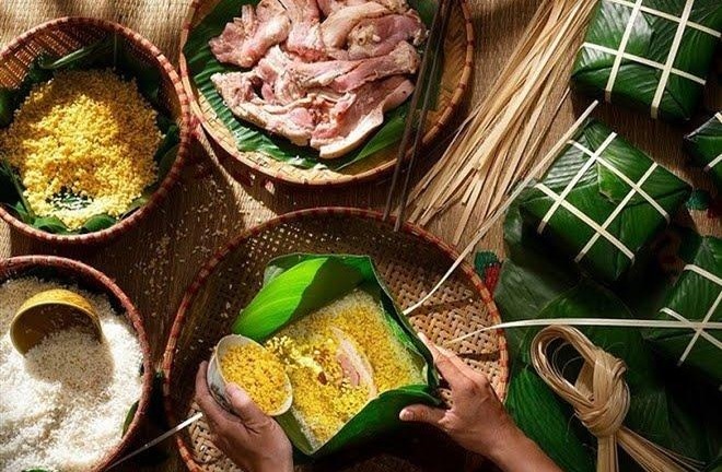 Bánh chưng-món ăn truyền thống không thể thiếu trong mâm cỗ Tết, khi ăn cần lưu ý gì?