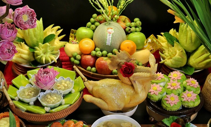 Văn khấn mùng 1 tháng Chạp (tháng 12) năm 2024 chuẩn nhất, chi tiết nhất