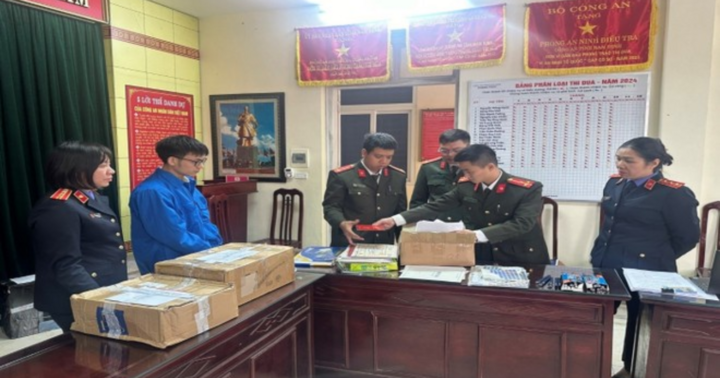 Triệt phá đường dây sản xuất, mua bán giấy tờ giả ở Nam Định