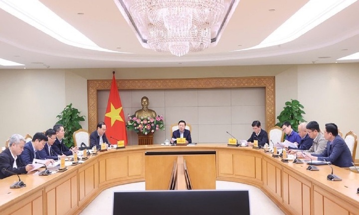 Thực hiện giải pháp mạnh để đẩy nhanh chuyển đổi phương tiện giao thông xanh