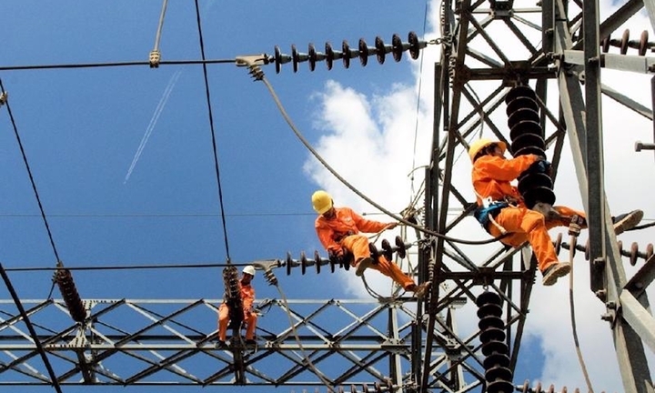 Thủ tướng Chính phủ chỉ đạo chủ động giải pháp bảo đảm cung ứng đủ điện trong năm 2025