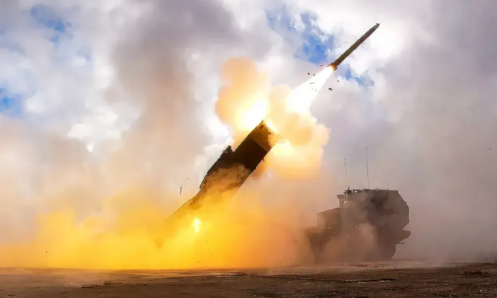 Nga ra tuyên bố bất ngờ sau đòn oanh tạc “chớp nhoáng” bằng 8 tên lửa tầm xa của Ukraine