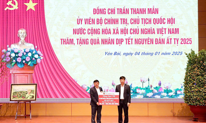 Agribank chung tay để không ai bị bỏ lại trong Tết Ất Tỵ