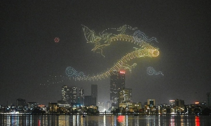 Hà Nội tổ chức chương trình chào năm mới với 2.025 drone trình diễn tại Hồ Tây