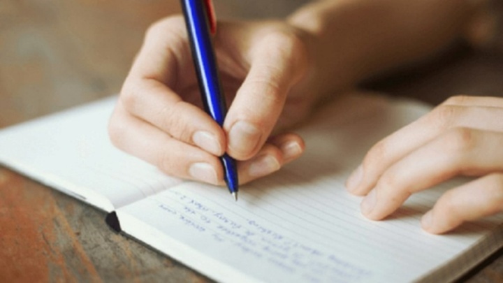 Khai bút đầu năm ất tỵ 2025 ngày nào, giờ nào thích hợp?