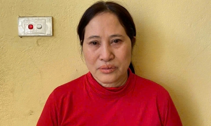 Quảng Ninh: Bắt quả tang hai đôi nam nữ đang mua bán dâm trong nhà nghỉ Zin