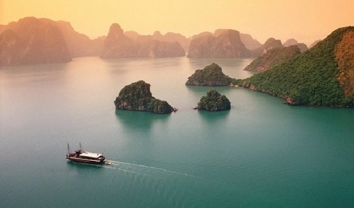 Những lý do du khách nên du lịch Vịnh Hạ Long vào mùa đông