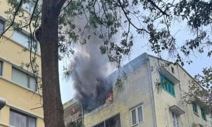 Chủ nhà về quê ăn Tết, căn hộ tầng 5 bất ngờ bùng cháy