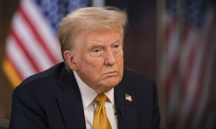 Lệnh mới của ông Trump về “đóng băng” các khoản tài trợ, khoản vay bị chặn