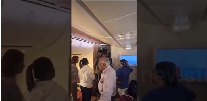 Clip: Trễ 5 tiếng, không điều hòa, hành khách 