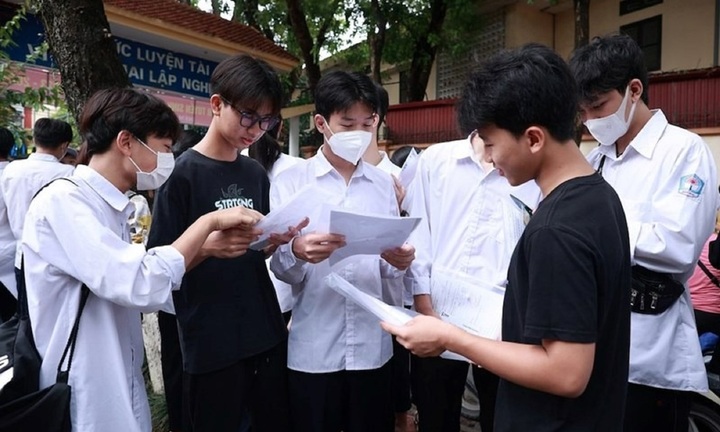 Kỳ thi vào lớp 10 THPT 2025: Bao giờ Hà Nội công bố môn thứ 3?