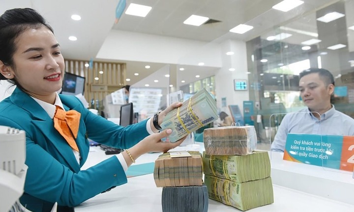 Lãi suất ngân hàng hôm nay 9/2: Gửi tiền ở đâu để nhận lãi hời nhất?