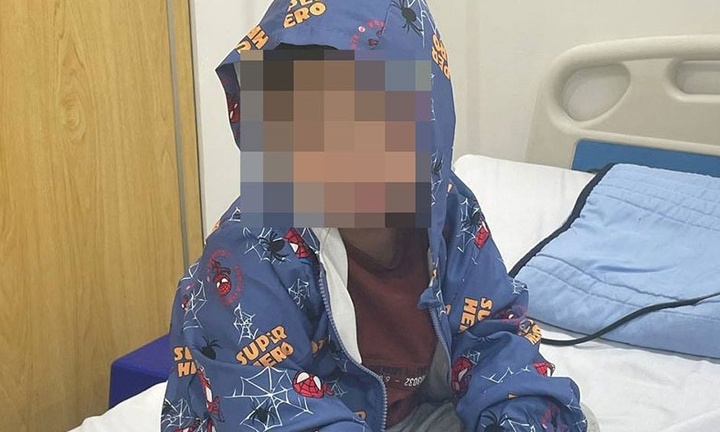 Từ vụ bé trai 6 tuổi sốt cao đến co giật do mắc cúm A, cha mẹ cần lưu ý những gì?