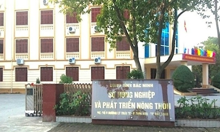 2 Giám đốc Sở ở Bắc Ninh xin nghỉ hưu trước tuổi