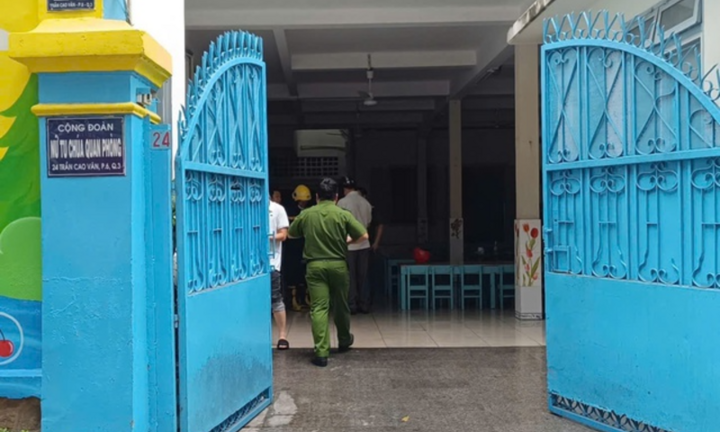 Cháy tại lớp mẫu giáo ở trung tâm TP.HCM, hàng trăm học sinh được sơ tán