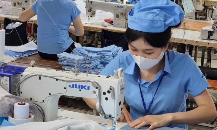 Tiết lộ thời gian đề xuất tăng lương tối thiểu vùng năm 2025