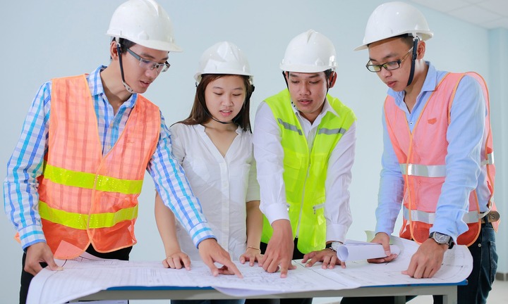 Con gái có nên học kỹ thuật công trình xây dựng hay không?