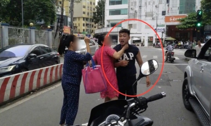 Diễn biến mới nhất vụ tài xế ô tô đánh người sau va chạm trước Bệnh viện Từ Dũ