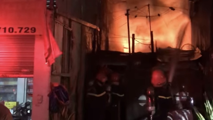 Hoả hoạn lúc rạng sáng, một người tử vong