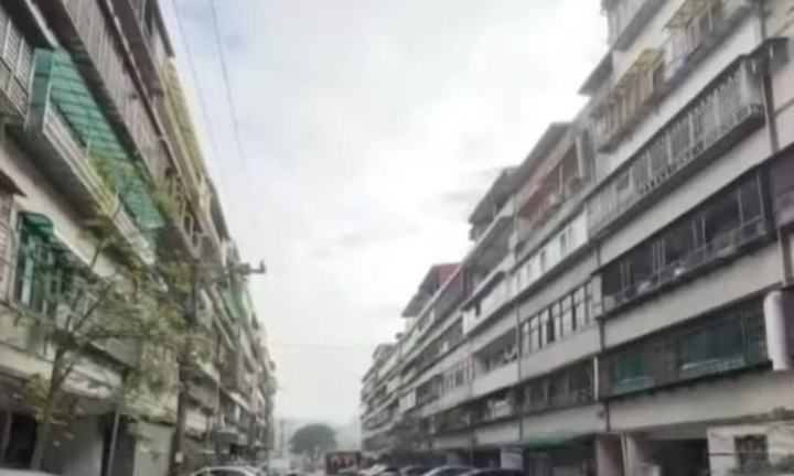 Hóa đơn tiền điện hé mở 