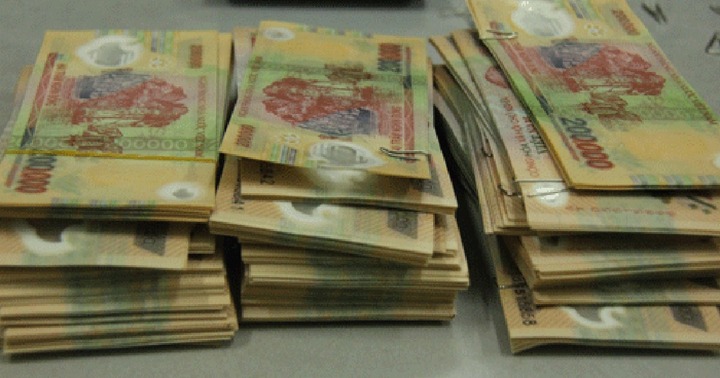 Rao bán tiền mới với giá gấp 3, có phạm pháp