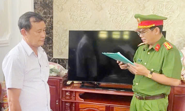 Vì sao Giám đốc Công ty phát triển nhà Cà Mau bị bắt?