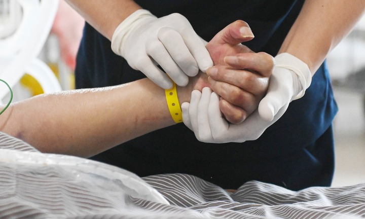 Tập thể dục buổi sáng, người đàn ông đột ngột ngất xỉu: Bác sĩ cảnh báo điều quan trọng