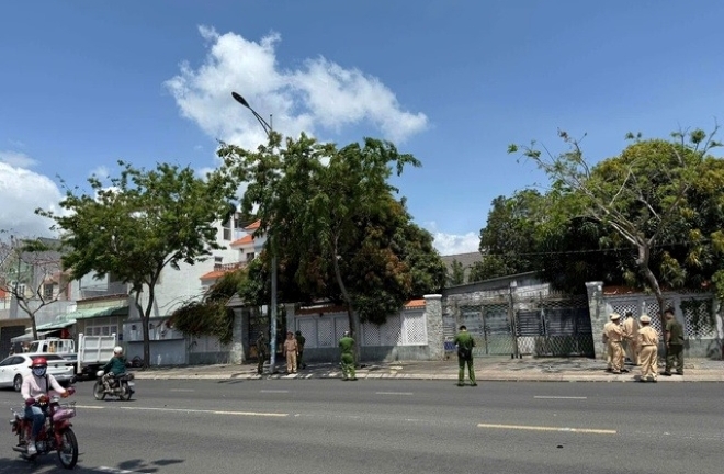 Bà Rịa - Vũng Tàu: Xe máy mất lái tông vào tường rào nhà dân, 2 mẹ con tử vong thương tâm