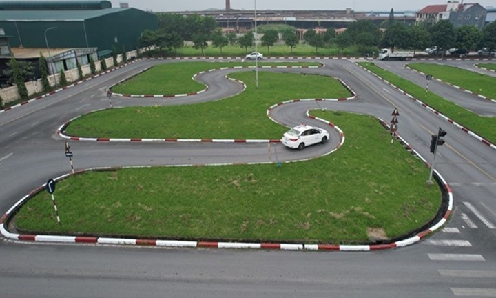 Cấp giấy phép lái xe cho người đạt kết quả kỳ sát hạch trong 7 ngày