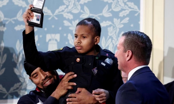 Cậu bé 13 tuổi được ông Trump bổ nhiệm làm đặc vụ trẻ nhất Sở Mật vụ Mỹ