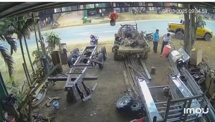 Xôn xao câu chuyện người đi ô tô nhặt cá của người khác rồi rao bán