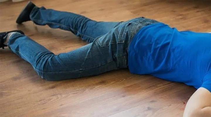 Giả vờ với màn kịch yêu giúp việc để chọc tức vợ cũ, người đàn ông nhận kết cục bi thảm